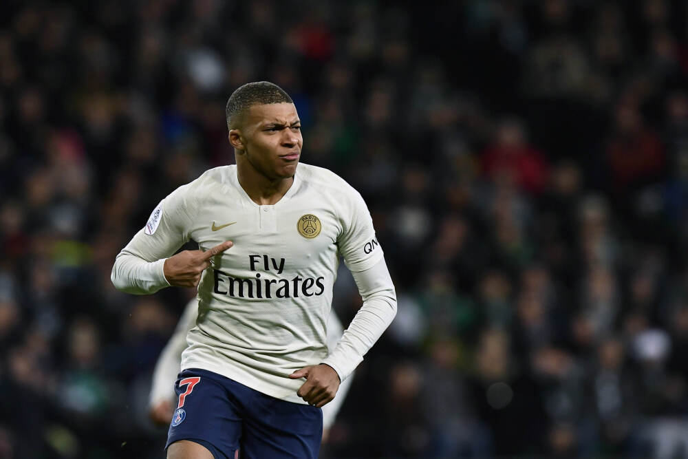 鲍威尔：现在的约维奇才是我们想要的 按你自己的风格去打就行